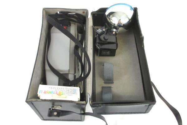 Polaroid 230 Land Camera w/ Flashbulbs Timer Filters Bag Strap
