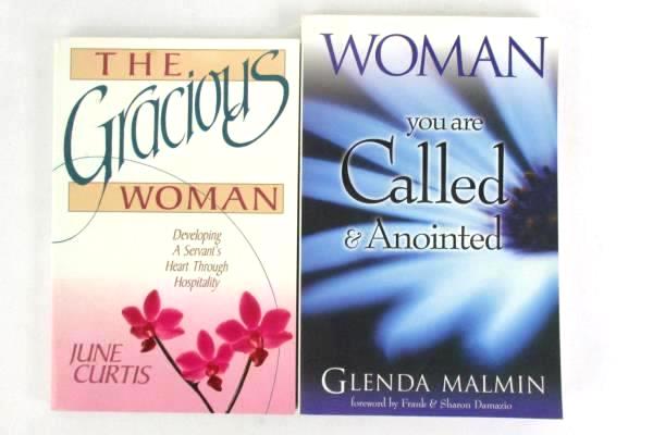 Lot 5 Women's Religious/Self Help Books The Gracious Woman Each Day With Jesus