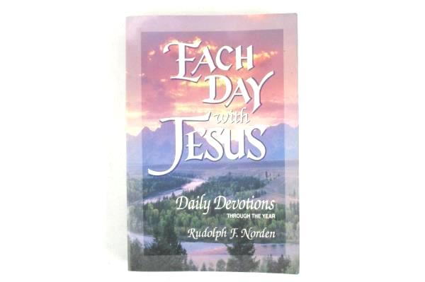 Lot 5 Women's Religious/Self Help Books The Gracious Woman Each Day With Jesus
