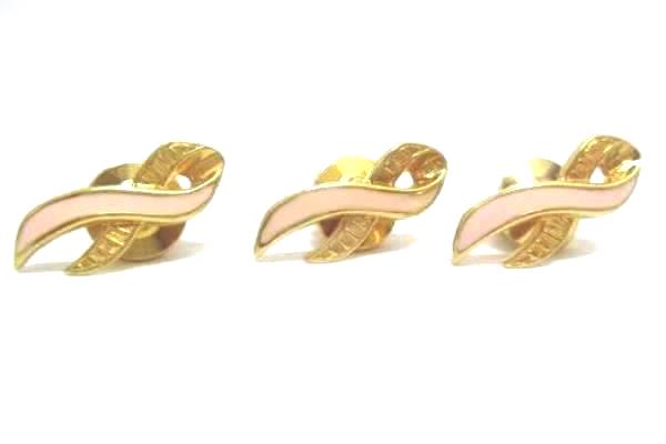 Lot Of 4 Breast Cancer Awareness Pin Backs Avon And 1996 5th Annual Race