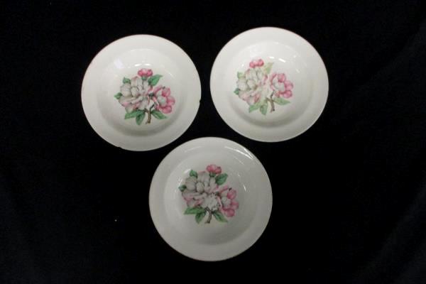 Lot Of 3 Bowls Cunningham & Pickett, Inc. 22 KT. Gold Hand Decorated Magnolia