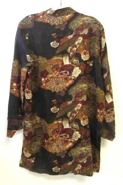 Women's Long Sleeved Button Up Floral Tunic By Chico's Size 0 100% Silk
