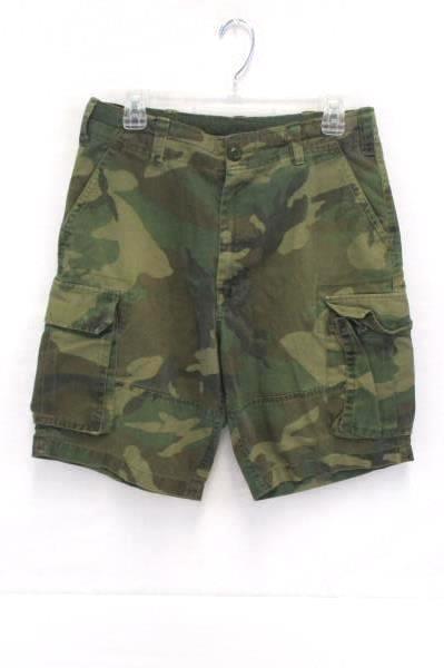 Men's Outfit Lot of 2 Camouflage Shorts and Bud Light T-Shirt Size Small