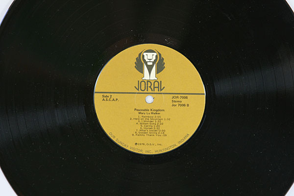 PEACEABLE KINGDOM Mary Lu Walker Album and Cover 1978