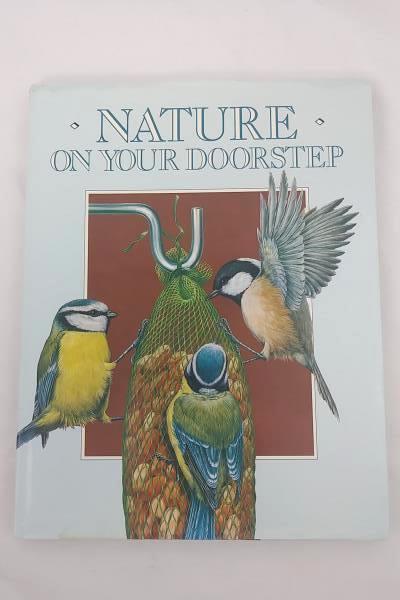 "Nature On Your Doorstep" Large Nature Book, Formerly Published In 6 Volumes