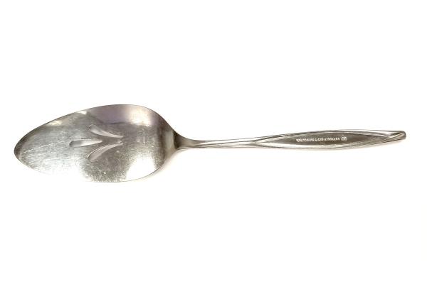 Vintage WM Rogers & Son Stainless Steel Pierced Pie Server 9"