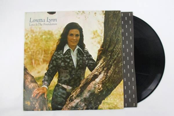 Loretta Lynn "Love Is A Foundation" 1973 12" Vinyl 33 RPM LP Record Country