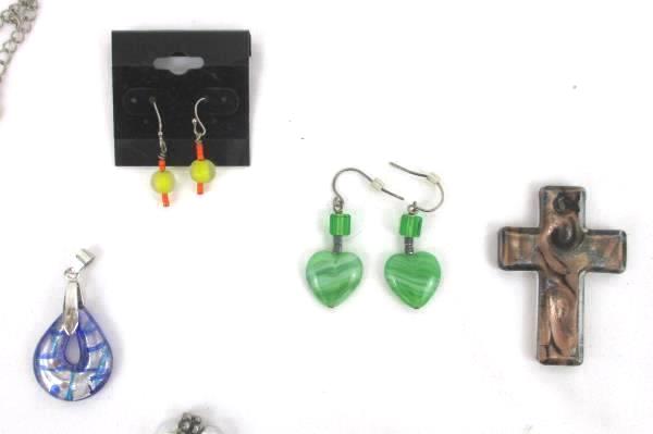 Costume Jewelry Lot Glass Beads Pendants Necklace Bracelet Earrings