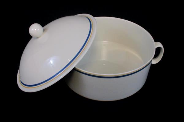 Villeroy & Boch China Carrousel Blue/Gold Bands Double Handle Serving Bowl & Lid