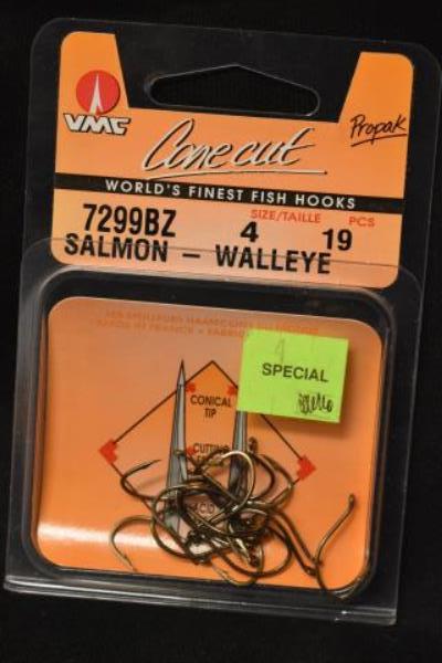 Lot Of 3 Fishing Hooks Eagle Claw VMC Mack's Lure Sizes 6 4 1 Outdoor Fish Camp
