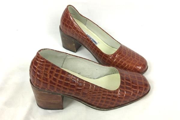 Beverly Hills 2000 Women's Blood Orange Heels Size 6.5