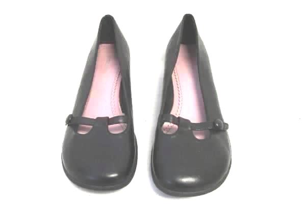 Women's Black Short Heeled Flats By Lower East Side Size 7