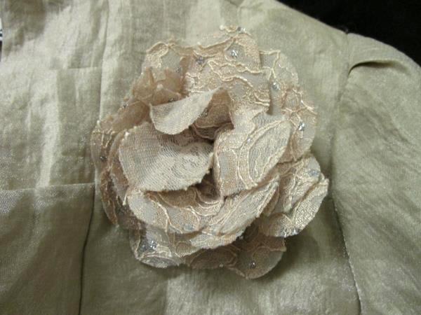 Jacket By J. Taylor Ruffled & Metallic Cream With Lace Detailing Women's Size 16
