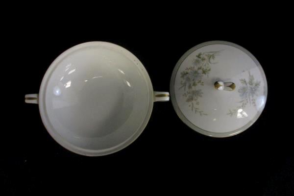 Noritake China Covered Vegetable Bowl Michelle 6021