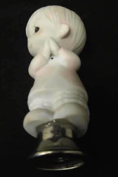 Precious Moments Series Praying Baby Girl Lamp Finial 4"x1"