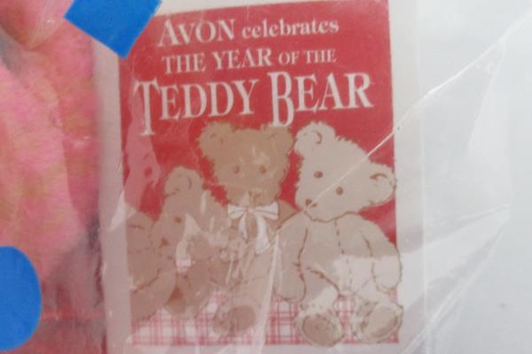 2002 Avon Talking Valentino The Love Bear Sealed Plush Stuffed Animal Plush Toy