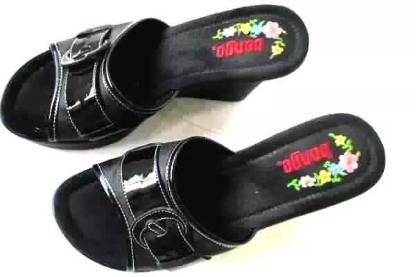Bongo Black Buckle Wedge Sandals-Heels Size 6