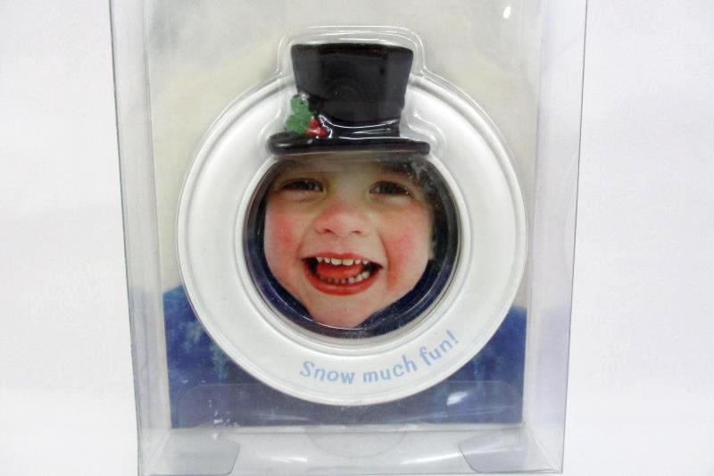 Lot of 2 Hallmark Snow Much Fun Magnetic Snowman Refrigerator Picture Frames