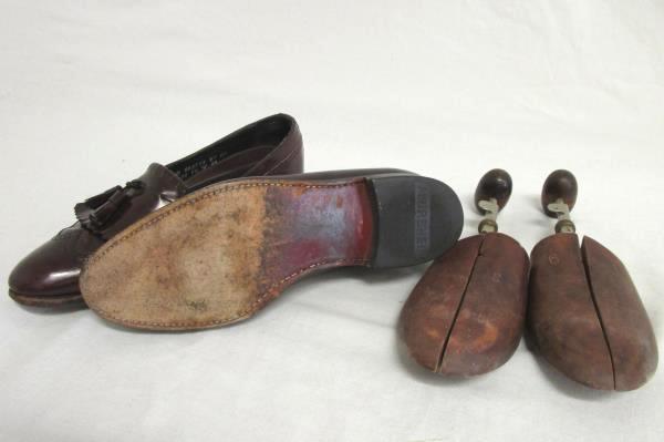 Dress Shoes Florsheim Brown Wing Tip Tassel Men's Size 71/2 Comes W/ Shoe Horns