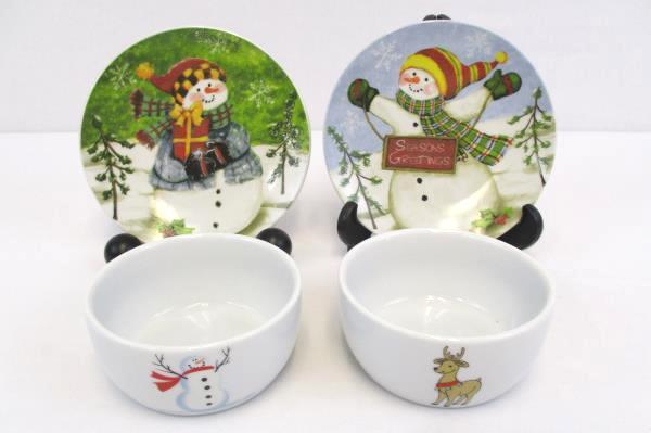 Lot of 4 Mixed Christmas Holiday Dishes 4" Berry Dessert Bowls 6" Snowman Plates