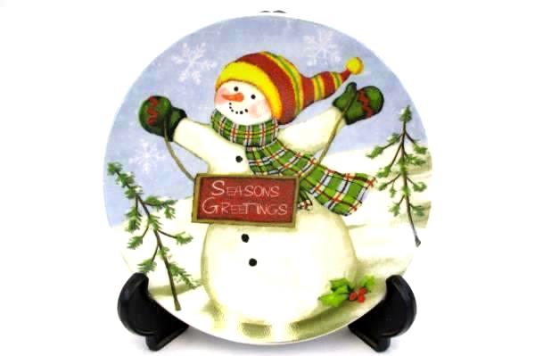 Lot of 4 Mixed Christmas Holiday Dishes 4" Berry Dessert Bowls 6" Snowman Plates
