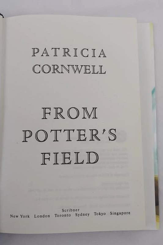 From Potter's Field by Patricia Cornwell 1995 Hardcover w/ Dust Jacket