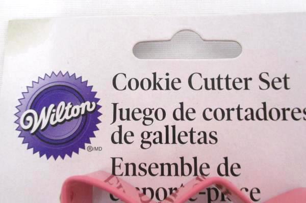 10 Piece Christmas Cookie Cutter Kit Plastic Bonus Set of 3 Spring Cookie Cutter