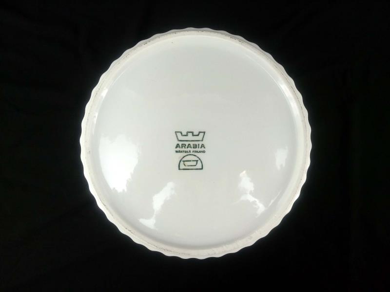 Arabia Finland Uunikokki 8.25" 74oz Souffle Dish Ribbed Off White Round