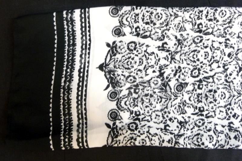 Rose And Olive Women's Size Small Blouse Black And White Zip Back 3 4 Sleeve