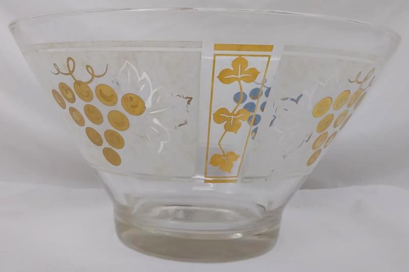 Mid-Century Modern 10.5" Glass Serving Salad Chip Bowl Gold Grapes & Leaves