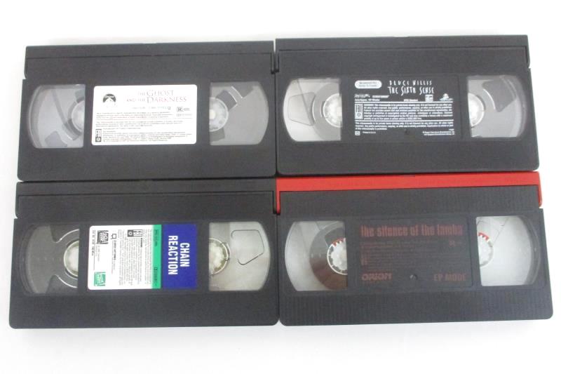 Lot Of 5 VHS Tapes Sixth Sense, Silence Of The Lambs, Ghost The Darkness, Chain
