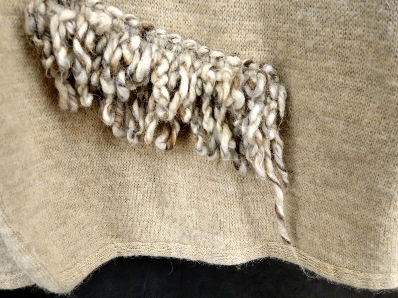 NORDSTROM Wool Blend Cape Shawl Beige Heather Boucle Fringe Made in Italy O/S