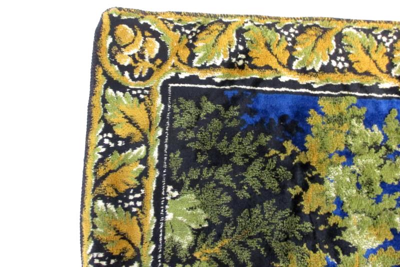 Vintage Carpet Tapestry Deer Forest Pine Cone Outline 49" X 70.75"