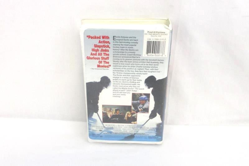 Lot of 3 Walt Disney VHS D2 & D3 The Mighty Ducks A Kid in King Arthur's Court