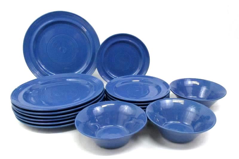 Lot of 17 Winsome China Dishes Blue Dinner / Salad Plates & Bowls