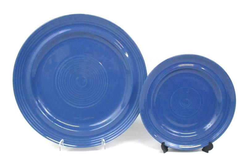 Lot of 17 Winsome China Dishes Blue Dinner / Salad Plates & Bowls