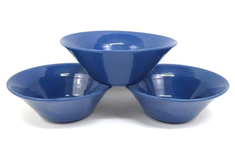 Lot of 17 Winsome China Dishes Blue Dinner / Salad Plates & Bowls