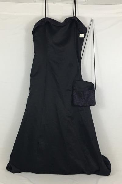 Nadine Women's Black & Plum Prom Wedding Party Formal Gown Dress Size 19 Purse