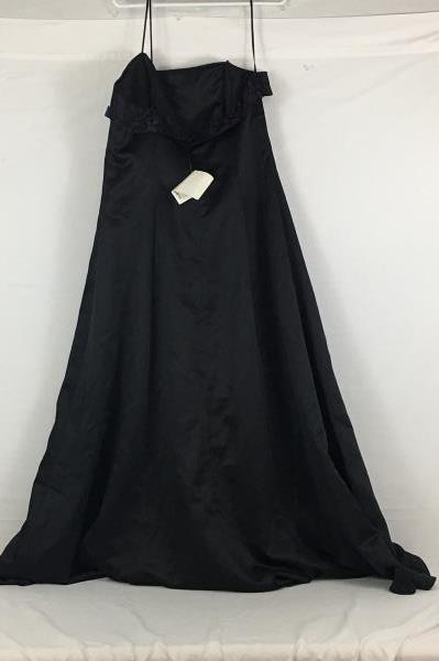 Nadine Women's Black & Plum Prom Wedding Party Formal Gown Dress Size 19 Purse