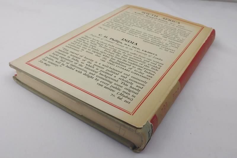 New Zealand by Harold Miller 1951 Hardcover Hutchinson's University Library