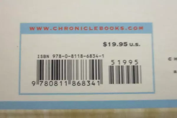 Wine Wars Trivia Game Chronicle Books 2 to 6 Players Ages 21 And Up