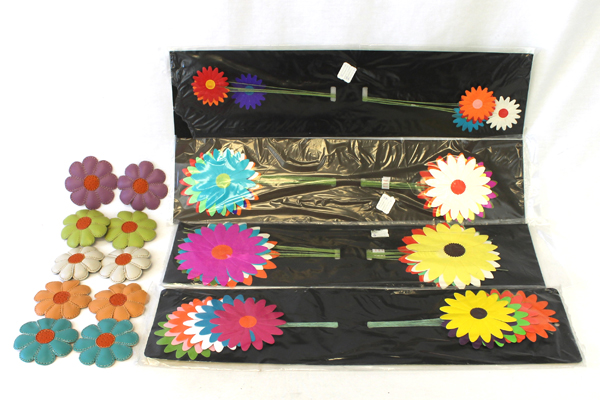 Lot of Spring Daisy Flower Decor & Embellishments - Paper Projects & Display