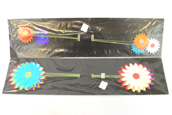 Lot of Spring Daisy Flower Decor & Embellishments - Paper Projects & Display