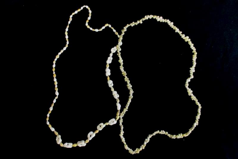 Vintage Sea Shell Necklaces White Tan Hawaiian Puka Lot of 4