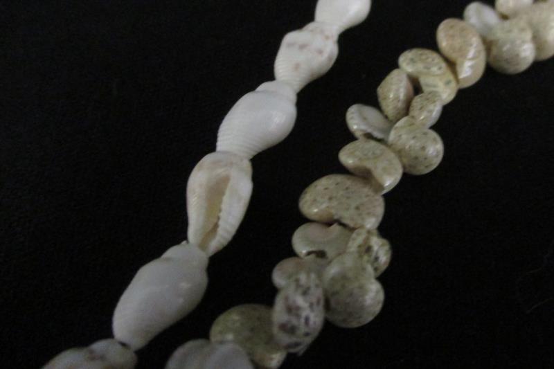 Vintage Sea Shell Necklaces White Tan Hawaiian Puka Lot of 4
