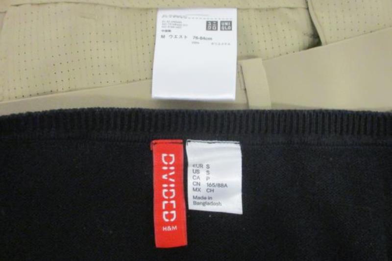 Lot of 2 Womens Divided by H&M Black Sweater S UniQlo Bermuda Shorts Womens 6