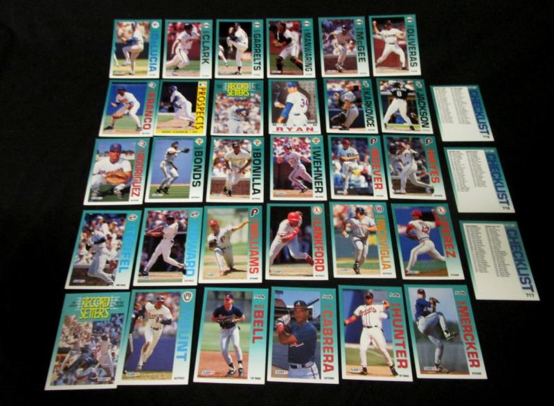 Lot of 90 Vintage Fleer Baseball Cards Random 1992