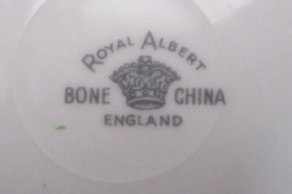 Lot 2 Miniature Collector Plates Federal Shape Syracuse China Royal Albert