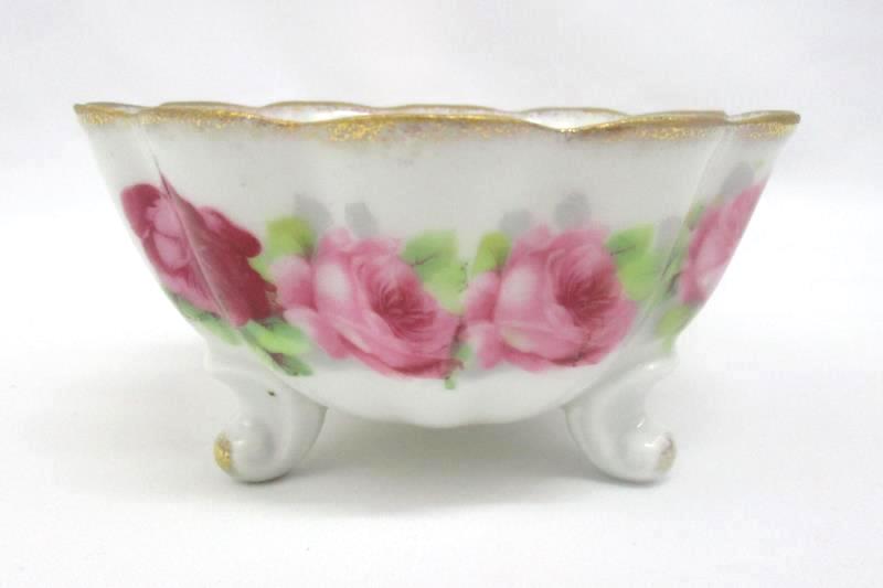 Vintage Footed Porcelain Bowl Rose Decor Gold Guild Trim