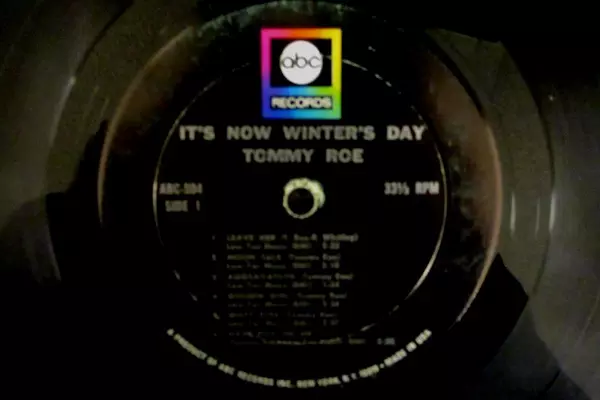 Tommy Roe It's Now Winter's Day Sing Along With Me 1967 Vinyl 12in 33RPM Record
